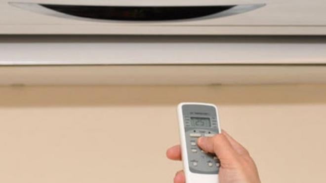 Σε ποιο υπουργείο δεν βρήκαν μπαταρίες στα τηλεκοντρόλ των κλιματιστικών