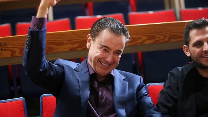 Για 12η φορά παππούς ο Πιτίνο - Πως καλωσόρισε το νέο μέλος - ΦΩΤΟ