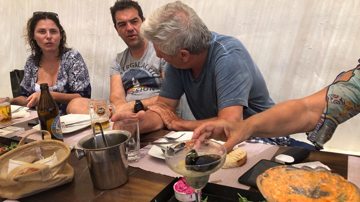 Στιγμές χαλάρωσης για Τσίπρα - Μπαζιάνα στα Κουφονήσια - ΦΩΤΟ