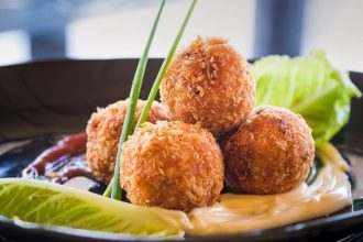 Κεφτεδάκια από λάχανο και τυρί