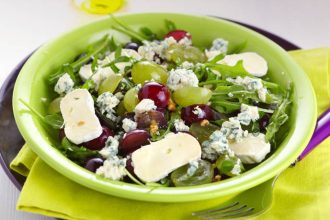 Σαλάτα με σταφύλια