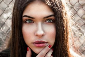 To trick για να στεγνώσουν τα νύχια σας στο πι και φι!