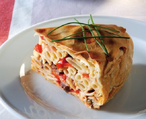 “Τούρτα” με ζυμαρικά