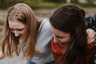 Φοιτητική ζωή: Πώς θα κάνεις εύκολα νέους φίλους στη σχολή