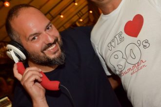 To “We love 80s” party επιστρέφει σήμερα στον Κήπο του Royal!