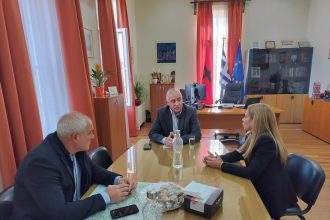 Κατερίνα Σολωμού: Επίσκεψη στο Δήμαρχο Αιγιαλείας