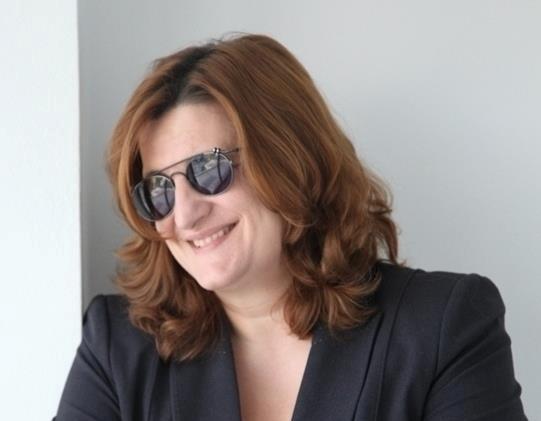 Αρκεί μια Παρασκευή που την λένε μαύρη για να λάμψει ο αμετανόητος Έλλην