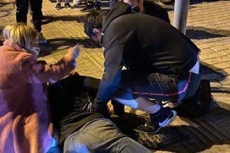 Ο Βασίλης Κικίλιας βοήθησε μοτοσικλετιστή που τον χτύπησε αυτοκίνητο ΦΩΤΟ