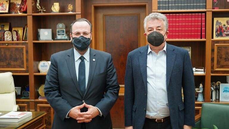 Συνάντηση Αρναουτάκη με τον Πρόεδρο του ΕΦΕΠΑΕ Πλάτωνα Μαρλαφέκα