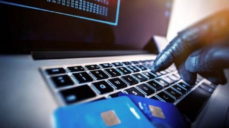 Πάτρα: Ο γιατρός "την πάτησε" και οι απατεώνες του πήραν 35.800 ευρώ!