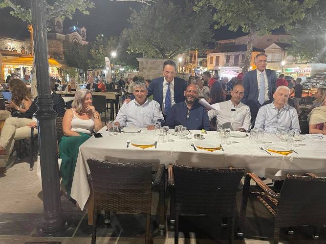 Ιάσονας Φωτήλας: Πανταχού παρών εν μέσω διακοπών