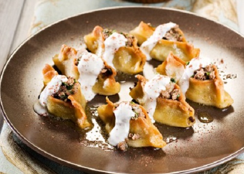 Μαντί, τα γεμιστά πολίτικα ζυμαρικά