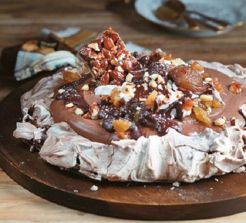 Πάβλοβα σοκολάτας με μαρόν γλασέ