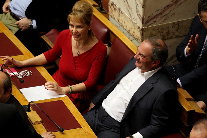 Στη Βουλή ο Καραμανλής και ο Σαμαράς - ΔΕΙΤΕ ΦΩΤΟΓΡΑΦΙΕΣ