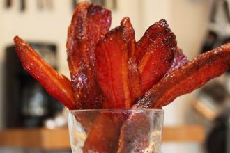 Καραμελωμένα τσιπς μπέικον