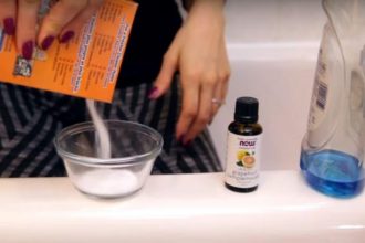 Πώς καθαρίζει η μπανιέρα από άλατα και βρωμιές