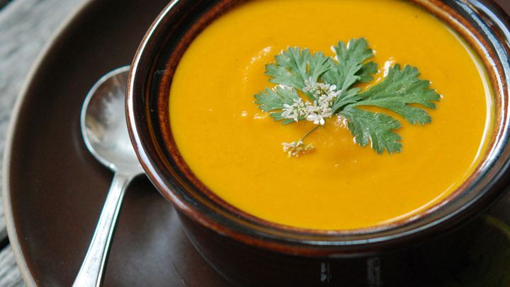 Ζεστή σούπα με καρότο και τζίντζερ!