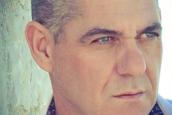 "Β-Ακρως": Έκτακτη εμφάνιση για την αρχή του φθινοπώρου με τον Γιώργο Παράμερο!