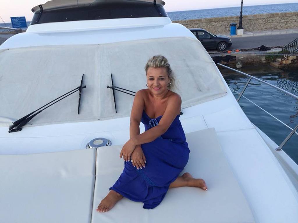 Παντρεύεται η δημοσιογράφος Ελένη Ασημακοπούλου