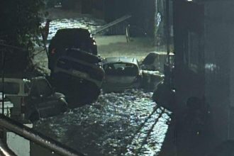 Ρόδος: Στο έλεος της κακοκαιρίας Bora δεκάδες κλήσεις για απεγκλωβισμούς - Τις πληγές της μετράει η Λήμνος