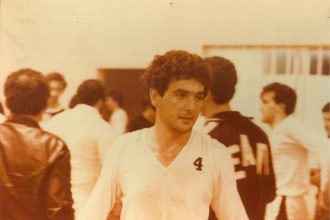 Ο Τάκης, το βόλευ, τα χρόνια και τα γενέθλια