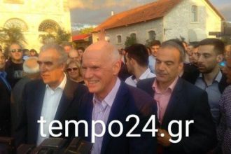 Τί απάντησε ο Γ. Παπανδρέου για το μουστάκι και τα σχόλια της Πάτρας