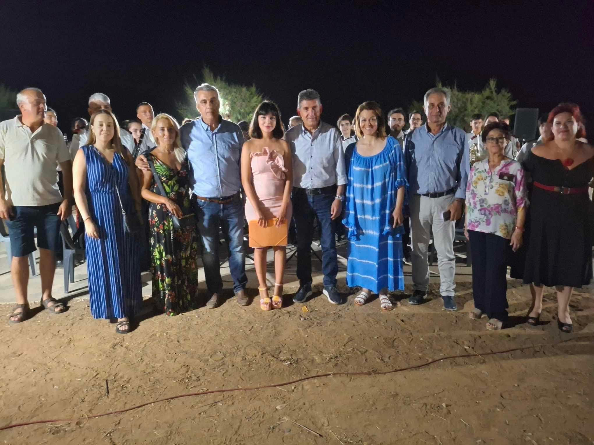 Κάτω από το φως των Αστεριών στην Παραλία Κάτω Αλισσού