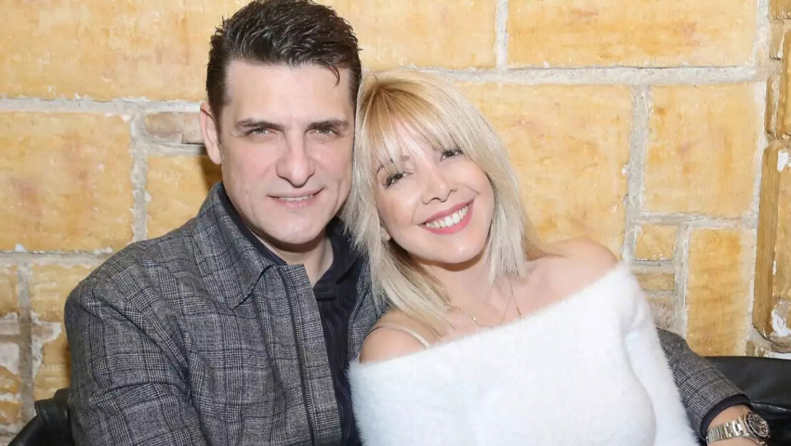 Χρίστος Αντωνιάδης: Απαντά στις φήμες διαζυγίου από τη σύζυγό του, Αφροδίτη Τσώνου