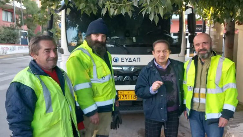 Σπύρος Μπιμπίλας: Aναστάτωσε Πυροσβεστική, Αστυνομία, ΕΥΔΑΠ για το… κινητό του