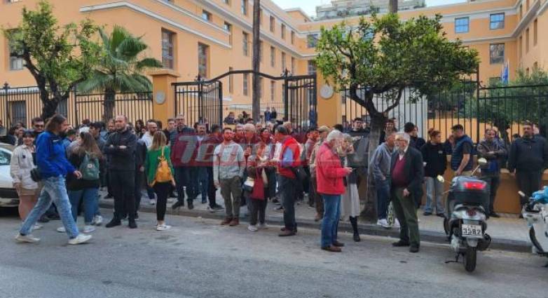 Επεισόδια στο Αρσάκειο: Τα πραγματικά γεγονότα όπως επίσημα καταγράφτηκαν και η πρακτική της στοχοποίησης των δημοσιογράφων από τον Δήμο