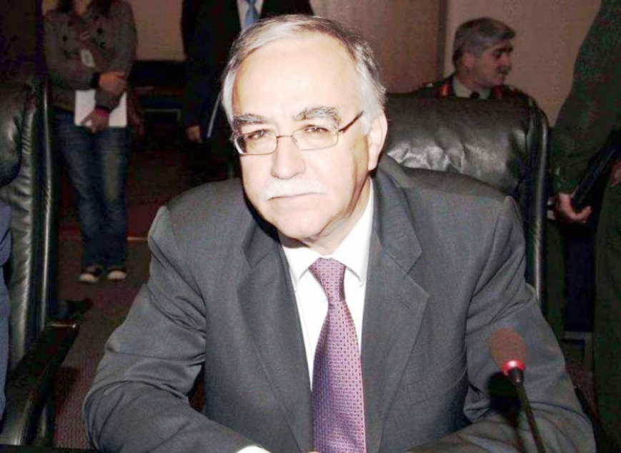 Το Χριστουγεννιάτικο Μήνυμα του Δημάρχου Καλαβρύτων Θανάση Παπαδόπουλου