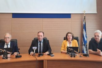 «Ύμνος εις την Ελευθερία» από το Ηρώο Εθνικής Παλιγγενεσίας , Αγωνιστών 1821 – Την Παρασκευή στα Καλάβρυτα