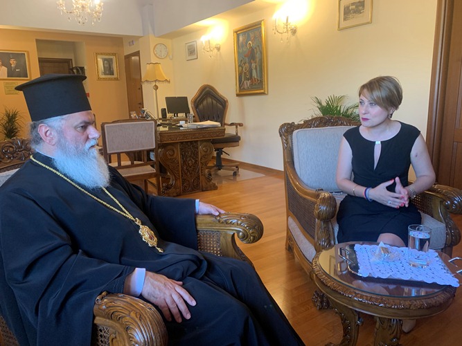 Χριστίνα Αλεξοπούλου: Ευχές στον Μητροπολίτη Αιγιαλείας και Καλαβρύτων