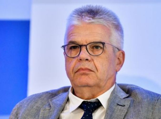 Ποιοί και γιατί απειλούν τους λοιμωξιολόγους;-Ανάμεσά τους και ο Χ. Γώγος