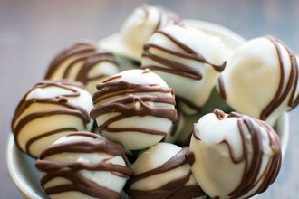 Γλυκές μπουκίτσες από μπισκότο