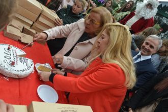 Αίγιο: Αποχαιρετιστήρια γιορτή και κοπή πίτας του “Πάρκου των Χριστουγέννων” - ΦΩΤΟΓΡΑΦΙΕΣ - ΒΙΝΤΕΟ