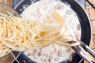 Καρμπονάρα με κρέμα γάλακτος