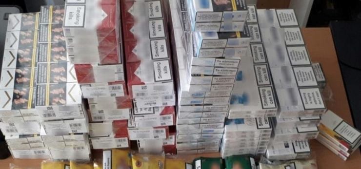 Πάτρα: Είχε γεμίσει αποθήκη με χιλιάδες λαθραία τσιγάρα