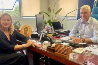 Γιαννιά - Ζαΐμης "τα είπαν" για τα άγονα δρομολόγια