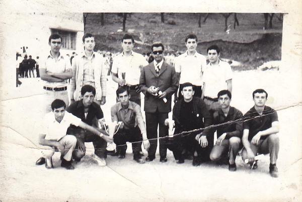 Γυμνάσιο Καλαβρύτων: Πενήντα χρόνια από την αποφοίτηση ΦΩΤΟ