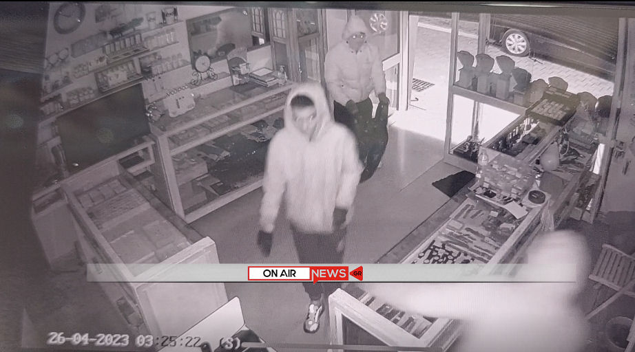 Δυτ. Ελλάδα: Διάρρηξη κοσμηματοπωλείου τα ξημερώματα ΦΩΤΟ-ΒΙΝΤΕΟ