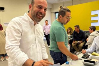 Θέμης Μπάκας: Πρώτα ψήφισε μετά περιόδευσε