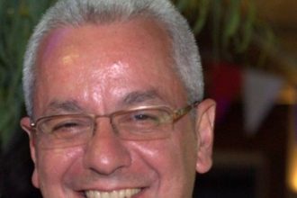 Ποιος νοιάζεται...