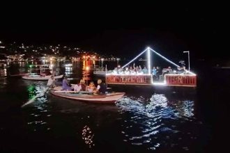 Αμφιλοχία: Η βαρκαρόλα θα γεμίσει χρώματα και μελωδίες την παραλία σήμερα Κυριακή