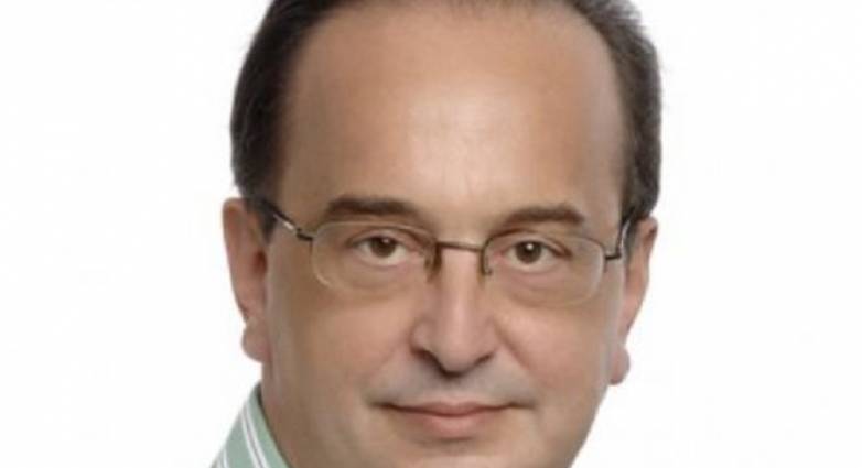 Π. Παπαγιαβής: Γιατί θα ψηφίσω Γ. Παπανδρέου