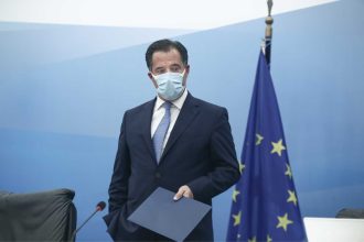 Με κορονοϊό ο Άδωνις Γεωργιάδης