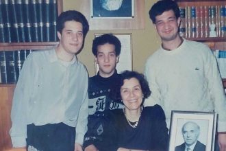 Άδωνις Γεωργιάδης: Συγκινημένος για την μητέρα του που πέθανε σαν σήμερα