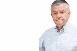 Το ατόπημα της κυρίας Μαμμή επιβάλλει την παραίτησή της