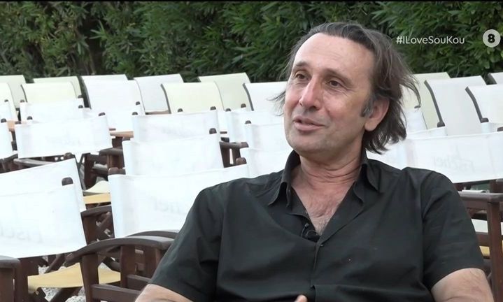 Ρένος Χαραλαμπίδης: «Υπήρχαν θαυμάστριες που με περίμεναν έξω από το σπίτι μου»