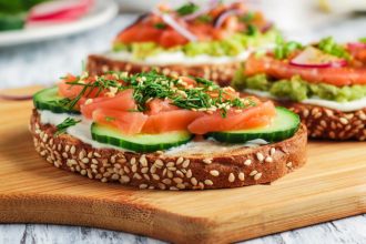 Απογευματινά σνακ που μπορούν να μας φτιάξουν τη διάθεση